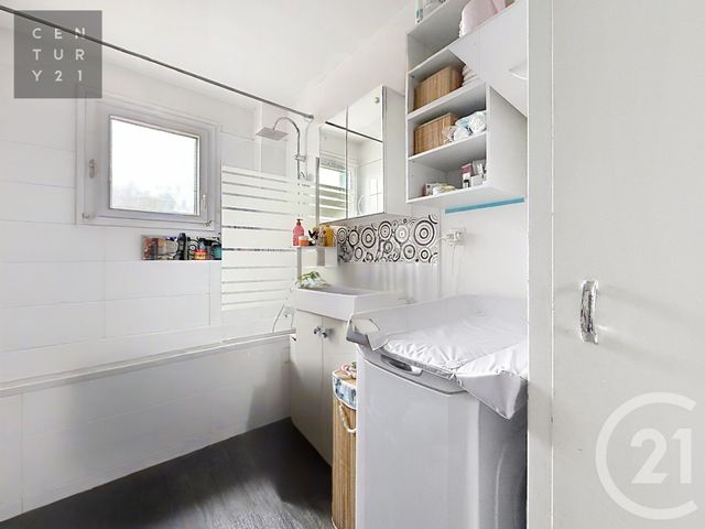 Appartement à vendre - 3 pièces - 64.0 m2 - STE SAVINE - 10 - CHAMPAGNE-ARDENNE - Century 21 Lairé Immobilier