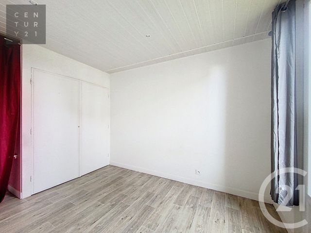 Appartement F3 à louer - 3 pièces - 55.0 m2 - LA CHAPELLE ST LUC - 10 - CHAMPAGNE-ARDENNE - Century 21 Lairé Immobilier