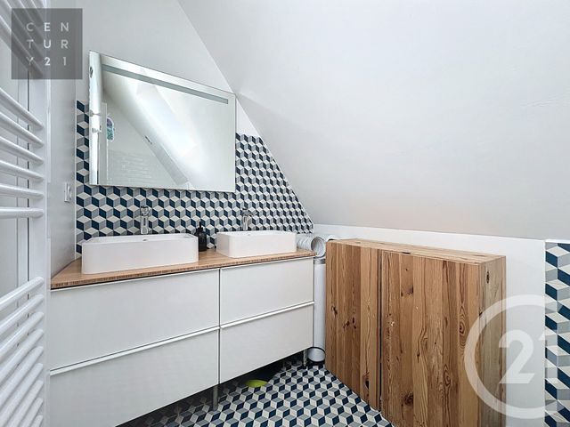 maison à vendre - 4 pièces - 121.29 m2 - TROYES - 10 - CHAMPAGNE-ARDENNE - Century 21 Lairé Immobilier