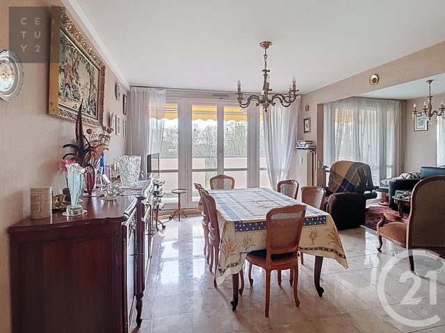 Appartement à vendre - 4 pièces - 80.67 m2 - TROYES - 10 - CHAMPAGNE-ARDENNE - Century 21 Lairé Immobilier