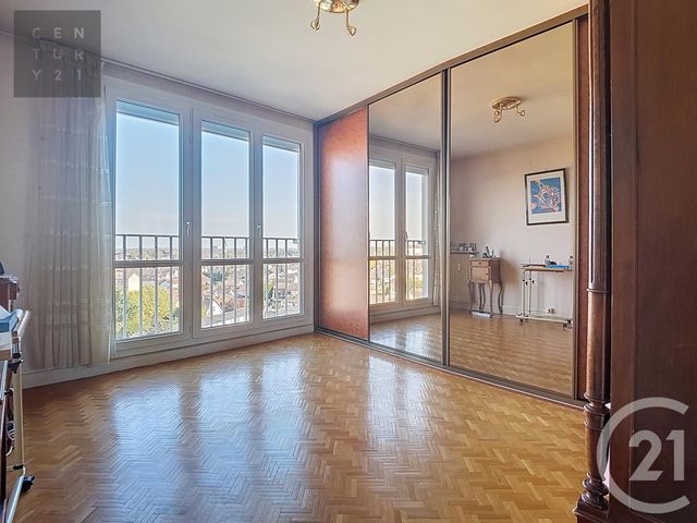 Appartement à vendre - 4 pièces - 80.67 m2 - TROYES - 10 - CHAMPAGNE-ARDENNE - Century 21 Lairé Immobilier