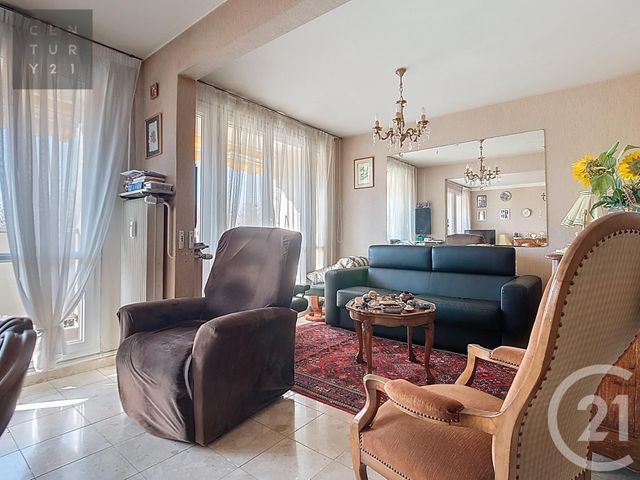 Appartement à vendre - 4 pièces - 80.67 m2 - TROYES - 10 - CHAMPAGNE-ARDENNE - Century 21 Lairé Immobilier