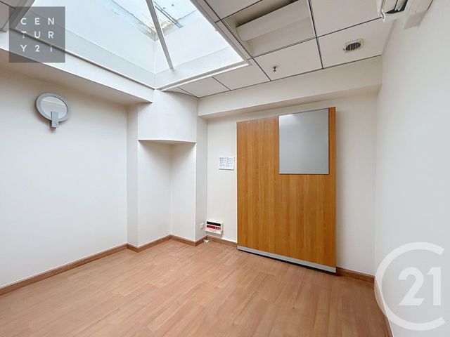 commerce à vendre - 121.58 m2 - ST ANDRE LES VERGERS - 10 - CHAMPAGNE-ARDENNE - Century 21 Lairé Immobilier