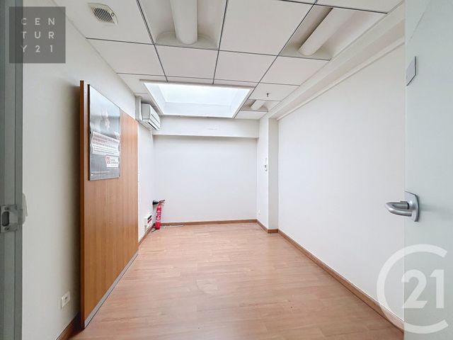 commerce à vendre - 121.58 m2 - ST ANDRE LES VERGERS - 10 - CHAMPAGNE-ARDENNE - Century 21 Lairé Immobilier