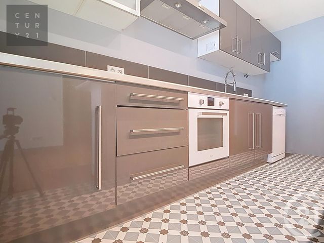 Appartement F4 à vendre - 5 pièces - 104.5 m2 - 10 - CHAMPAGNE-ARDENNE - Century 21 Lairé Immobilier