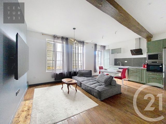 Appartement T2 à louer - 2 pièces - 61.0 m2 - TROYES - 10 - CHAMPAGNE-ARDENNE - Century 21 Lairé Immobilier