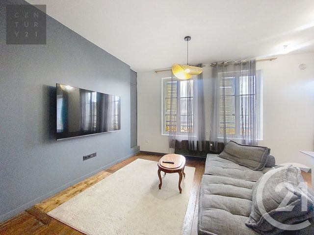 Appartement T2 à louer - 2 pièces - 61.0 m2 - TROYES - 10 - CHAMPAGNE-ARDENNE - Century 21 Lairé Immobilier