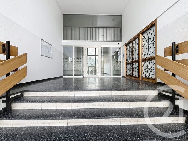 Appartement F1 à vendre - 1 pièce - 28.28 m2 - TROYES - 10 - CHAMPAGNE-ARDENNE - Century 21 Lairé Immobilier