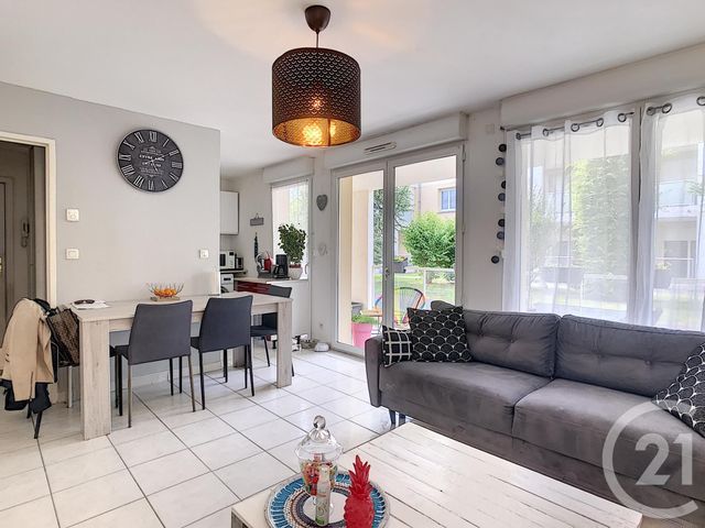 Appartement F2 à louer - 2 pièces - 45.0 m2 - TROYES - 10 - CHAMPAGNE-ARDENNE - Century 21 Lairé Immobilier
