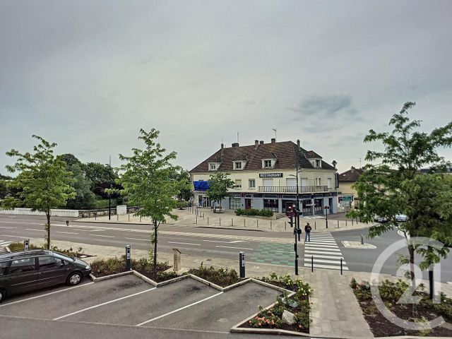 Appartement F2 à louer - 2 pièces - 56.07 m2 - PONT STE MARIE - 10 - CHAMPAGNE-ARDENNE - Century 21 Lairé Immobilier