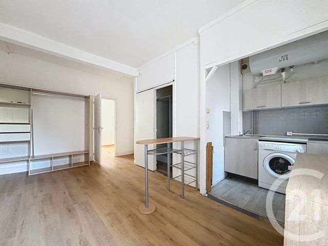 Appartement à vendre - 2 pièces - 33.68 m2 - STE SAVINE - 10 - CHAMPAGNE-ARDENNE - Century 21 Lairé Immobilier