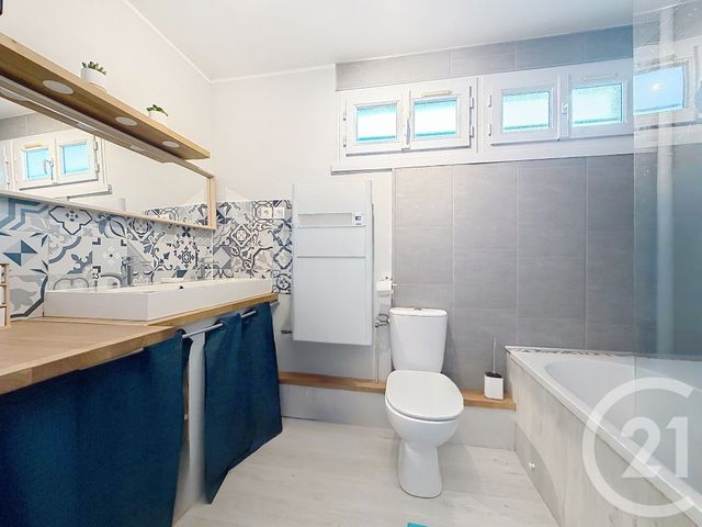 maison à vendre - 4 pièces - 93.0 m2 - LA CHAPELLE ST LUC - 10 - CHAMPAGNE-ARDENNE - Century 21 Lairé Immobilier