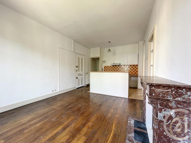 Appartement F2 à louer - 2 pièces - 46.4 m2 - TROYES - 10 - CHAMPAGNE-ARDENNE - Century 21 Lairé Immobilier