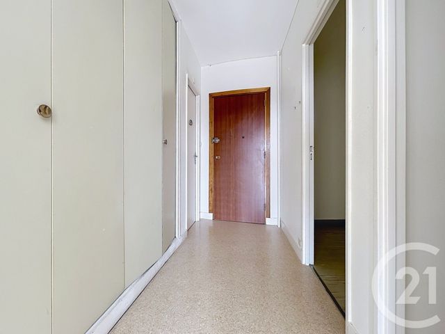 Appartement F2 à louer - 2 pièces - 59.11 m2 - TROYES - 10 - CHAMPAGNE-ARDENNE - Century 21 Lairé Immobilier