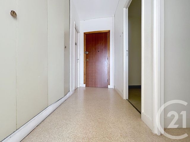 Appartement F2 à louer - 2 pièces - 59.11 m2 - TROYES - 10 - CHAMPAGNE-ARDENNE - Century 21 Lairé Immobilier