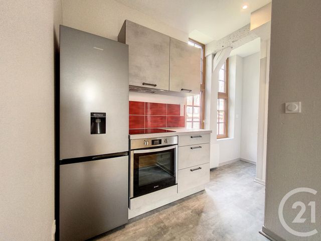 Appartement T2 à louer - 2 pièces - 42.5 m2 - TROYES - 10 - CHAMPAGNE-ARDENNE - Century 21 Lairé Immobilier