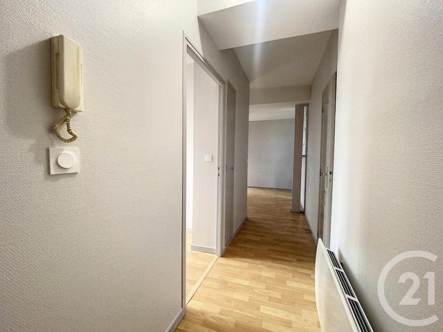 Appartement T2 à louer - 2 pièces - 42.5 m2 - TROYES - 10 - CHAMPAGNE-ARDENNE - Century 21 Lairé Immobilier