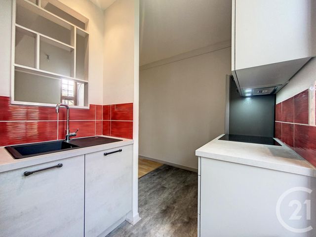 Appartement T2 à louer - 2 pièces - 42.5 m2 - TROYES - 10 - CHAMPAGNE-ARDENNE - Century 21 Lairé Immobilier