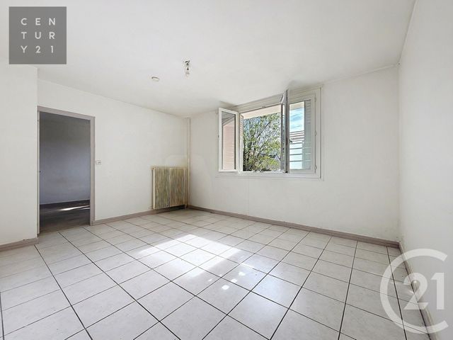 Appartement à vendre - 2 pièces - 49.16 m2 - TROYES - 10 - CHAMPAGNE-ARDENNE - Century 21 Lairé Immobilier
