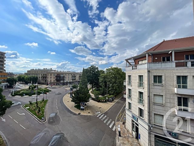 Appartement à louer - 5 pièces - 115.0 m2 - TROYES - 10 - CHAMPAGNE-ARDENNE - Century 21 Lairé Immobilier