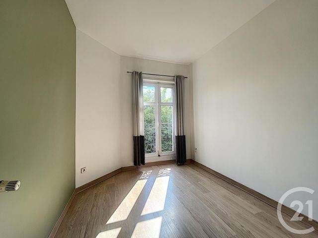 Appartement à louer - 5 pièces - 115.0 m2 - TROYES - 10 - CHAMPAGNE-ARDENNE - Century 21 Lairé Immobilier