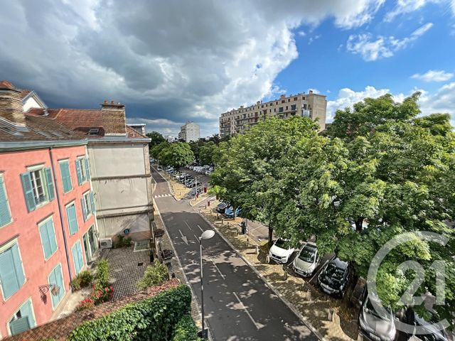 Appartement à louer - 5 pièces - 115.0 m2 - TROYES - 10 - CHAMPAGNE-ARDENNE - Century 21 Lairé Immobilier