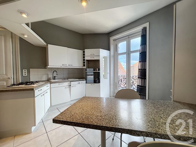 Appartement à louer - 5 pièces - 115.0 m2 - TROYES - 10 - CHAMPAGNE-ARDENNE - Century 21 Lairé Immobilier