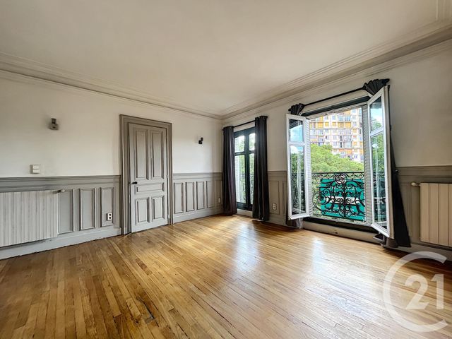 Appartement à louer - 5 pièces - 115.0 m2 - TROYES - 10 - CHAMPAGNE-ARDENNE - Century 21 Lairé Immobilier