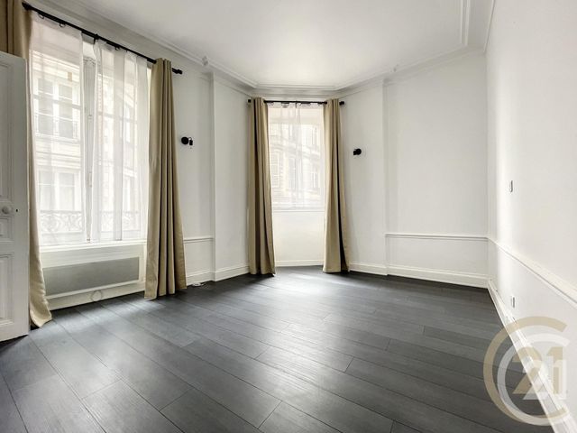 Appartement T2 à louer - 2 pièces - 38.6 m2 - TROYES - 10 - CHAMPAGNE-ARDENNE - Century 21 Lairé Immobilier