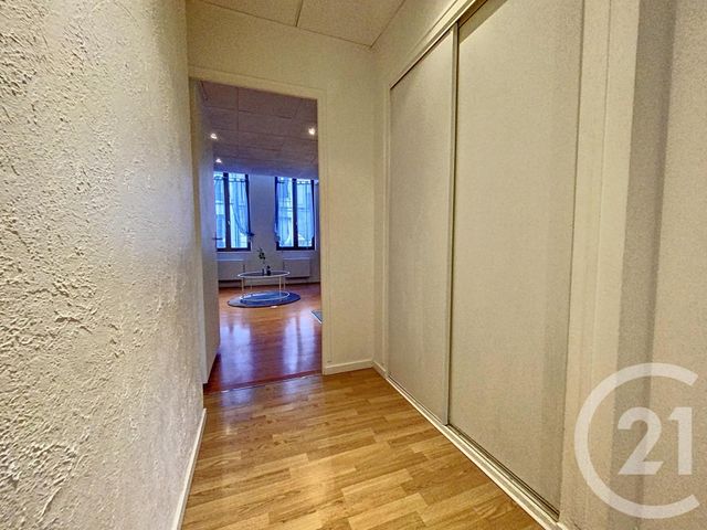 Appartement F2 à louer - 2 pièces - 35.0 m2 - TROYES - 10 - CHAMPAGNE-ARDENNE - Century 21 Lairé Immobilier