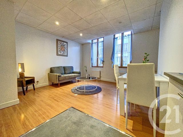 Appartement F2 à louer - 2 pièces - 35.0 m2 - TROYES - 10 - CHAMPAGNE-ARDENNE - Century 21 Lairé Immobilier