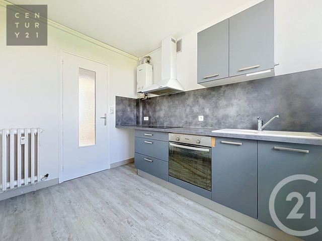 Appartement 3 à vendre - 3 pièces - 53.0 m2 - TROYES - 10 - CHAMPAGNE-ARDENNE - Century 21 Lairé Immobilier