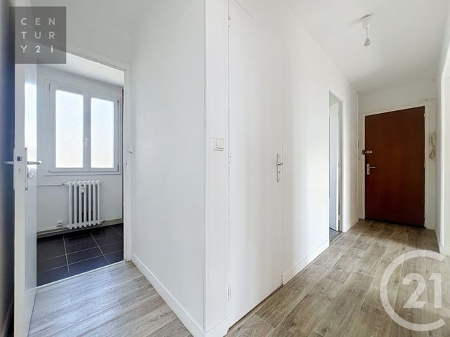Appartement 3 à vendre - 3 pièces - 53.0 m2 - TROYES - 10 - CHAMPAGNE-ARDENNE - Century 21 Lairé Immobilier