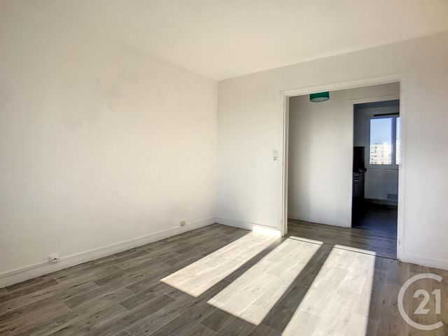 Appartement à vendre - 3 pièces - 53.0 m2 - TROYES - 10 - CHAMPAGNE-ARDENNE - Century 21 Lairé Immobilier