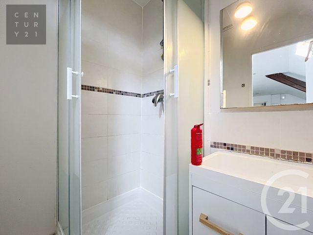 Appartement F1 à vendre - 1 pièce - 12.95 m2 - TROYES - 10 - CHAMPAGNE-ARDENNE - Century 21 Lairé Immobilier