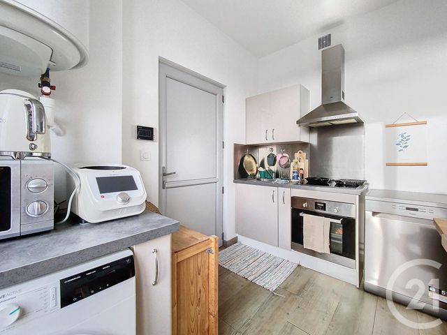 Appartement F3 à louer - 3 pièces - 55.0 m2 - TROYES - 10 - CHAMPAGNE-ARDENNE - Century 21 Lairé Immobilier