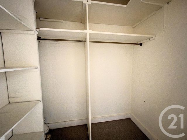Appartement F1 à louer - 1 pièce - 37.0 m2 - ST ANDRE LES VERGERS - 10 - CHAMPAGNE-ARDENNE - Century 21 Lairé Immobilier