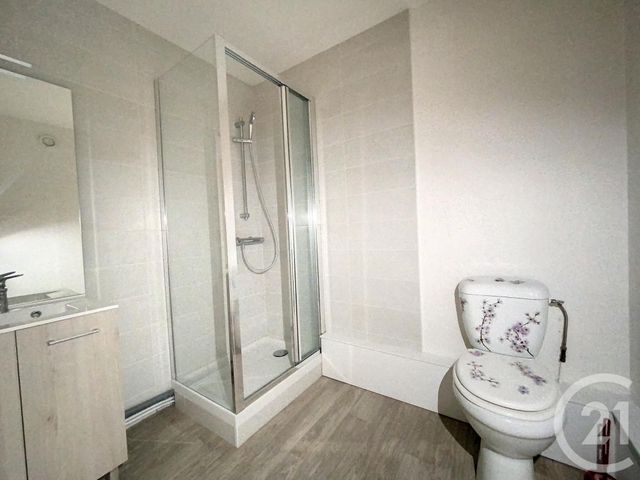 Appartement F1 à louer - 1 pièce - 37.0 m2 - ST ANDRE LES VERGERS - 10 - CHAMPAGNE-ARDENNE - Century 21 Lairé Immobilier
