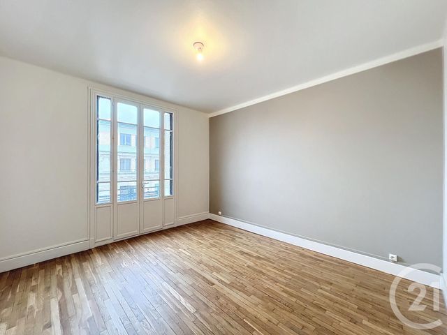 Appartement F3 à louer - 3 pièces - 65.0 m2 - TROYES - 10 - CHAMPAGNE-ARDENNE - Century 21 Lairé Immobilier