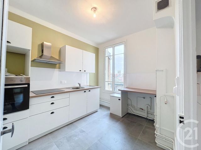 Appartement F3 à louer - 3 pièces - 65.0 m2 - TROYES - 10 - CHAMPAGNE-ARDENNE - Century 21 Lairé Immobilier