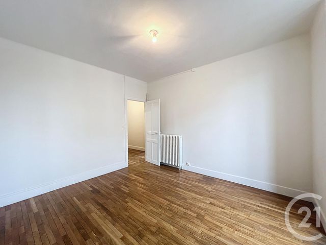 Appartement F3 à louer - 3 pièces - 65.0 m2 - TROYES - 10 - CHAMPAGNE-ARDENNE - Century 21 Lairé Immobilier