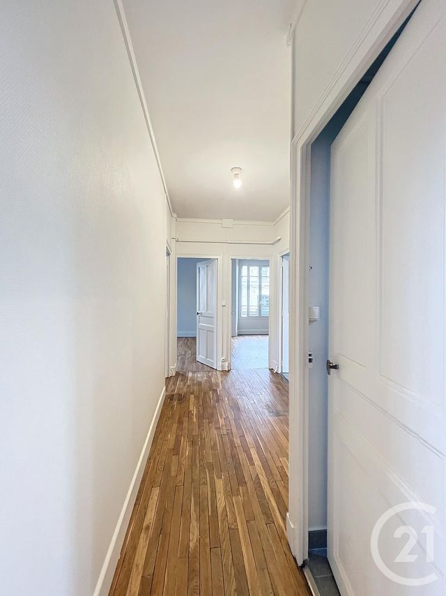 Appartement F3 à louer - 3 pièces - 65.0 m2 - TROYES - 10 - CHAMPAGNE-ARDENNE - Century 21 Lairé Immobilier