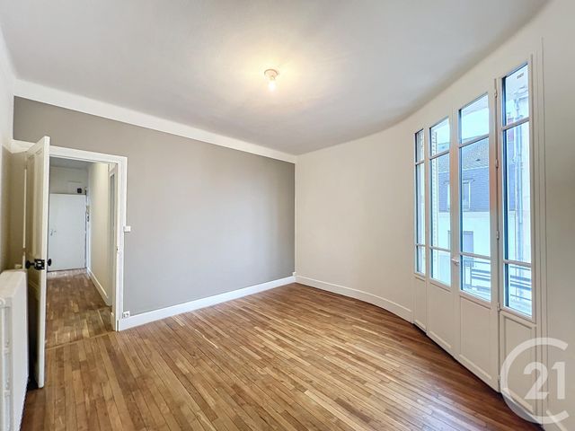 Appartement F3 à louer - 3 pièces - 65.0 m2 - TROYES - 10 - CHAMPAGNE-ARDENNE - Century 21 Lairé Immobilier
