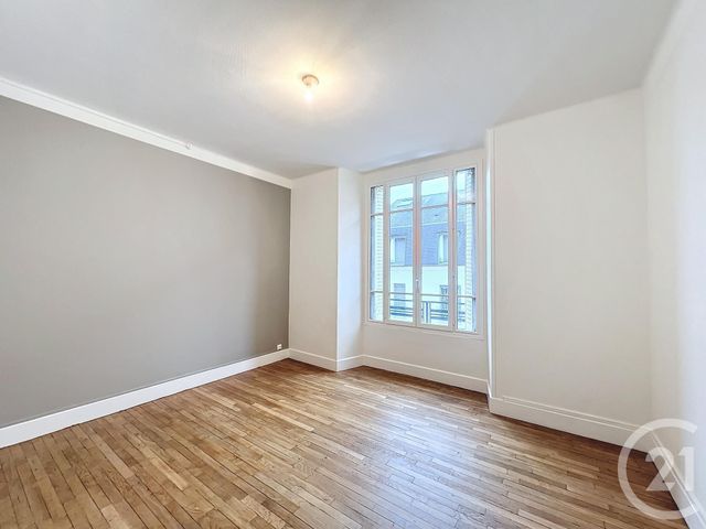 Appartement F3 à louer - 3 pièces - 65.0 m2 - TROYES - 10 - CHAMPAGNE-ARDENNE - Century 21 Lairé Immobilier