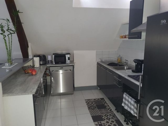 Appartement F2 à louer - 2 pièces - 34.0 m2 - TROYES - 10 - CHAMPAGNE-ARDENNE - Century 21 Lairé Immobilier
