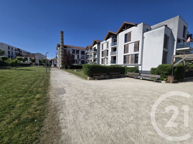 Appartement Studio à louer - 1 pièce - 26.67 m2 - TROYES - 10 - CHAMPAGNE-ARDENNE - Century 21 Lairé Immobilier