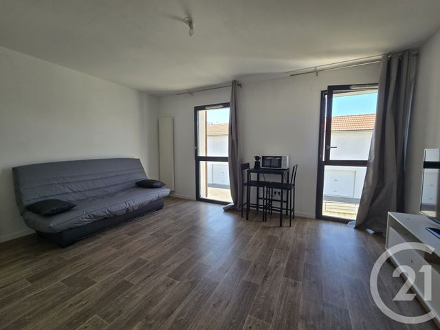 Appartement Studio à louer - 1 pièce - 26.67 m2 - TROYES - 10 - CHAMPAGNE-ARDENNE - Century 21 Lairé Immobilier