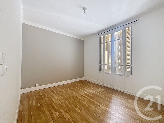 Appartement F3 à louer - 3 pièces - 60.0 m2 - TROYES - 10 - CHAMPAGNE-ARDENNE - Century 21 Lairé Immobilier