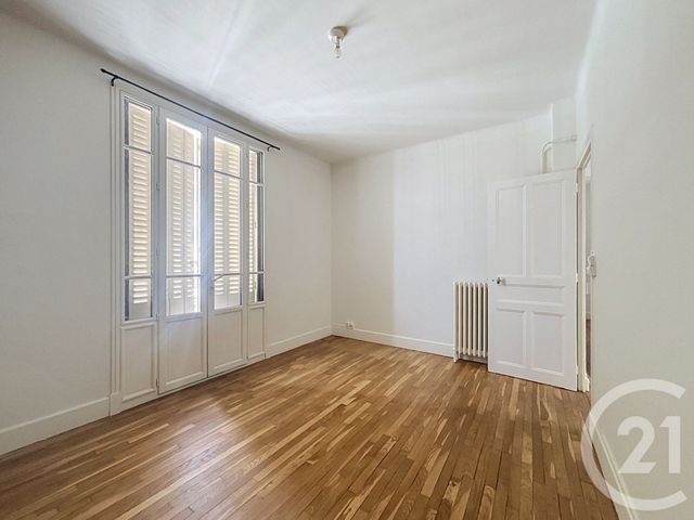 Appartement F3 à louer - 3 pièces - 60.0 m2 - TROYES - 10 - CHAMPAGNE-ARDENNE - Century 21 Lairé Immobilier