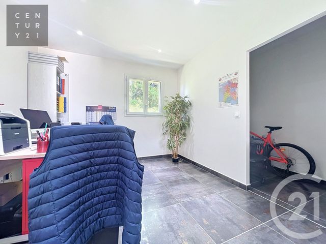 maison à vendre - 5 pièces - 133.57 m2 - ST ANDRE LES VERGERS - 10 - CHAMPAGNE-ARDENNE - Century 21 Lairé Immobilier
